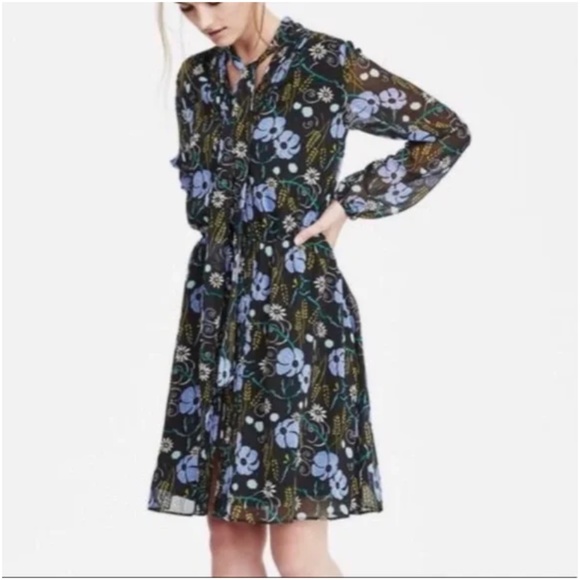 Banana Republic  split neck  front tie dress. Maybe worn once‎ - Picture 1 of 8